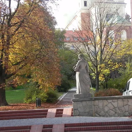 Mariensztat - Swan Studio